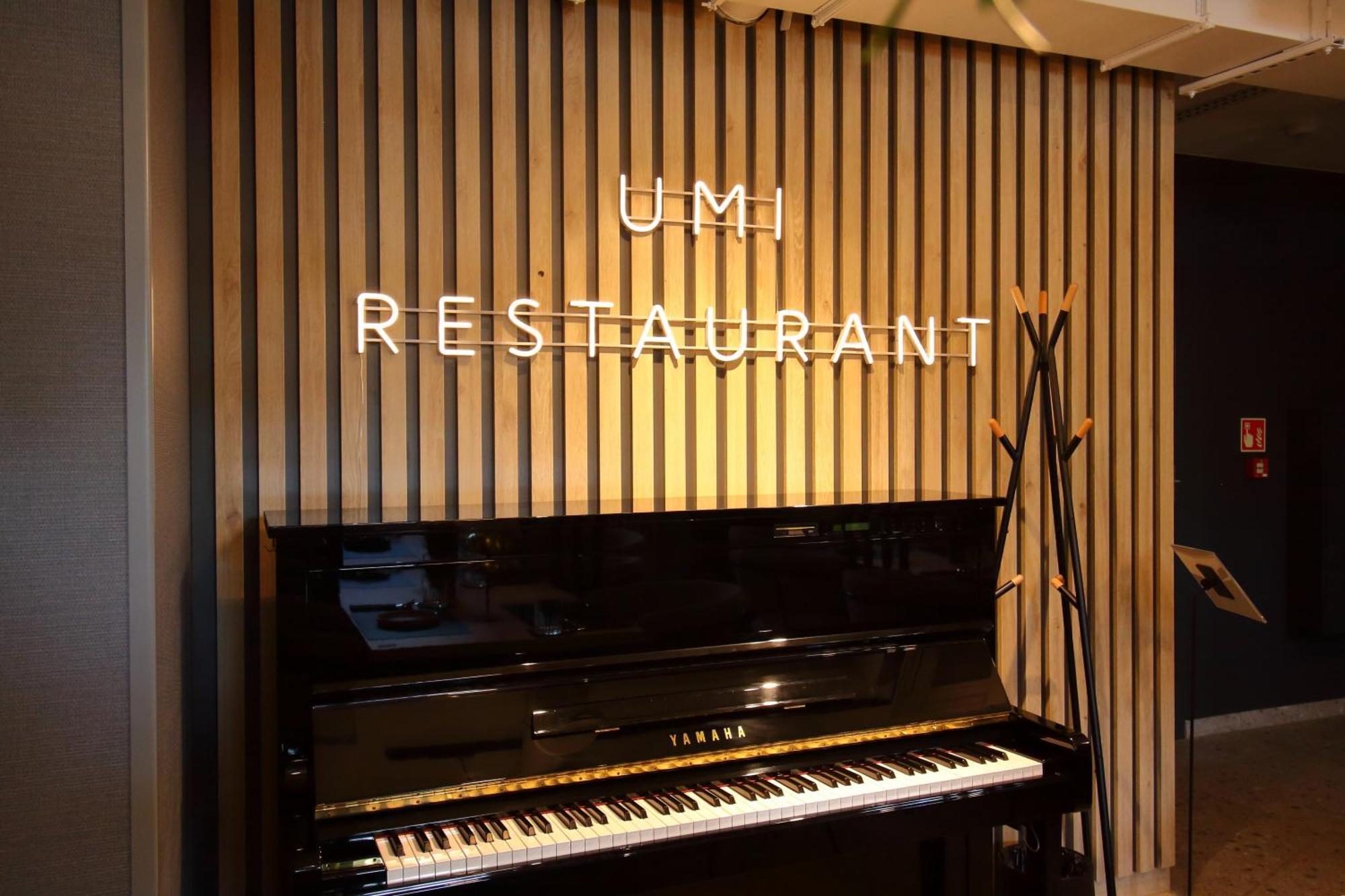 Umi Hotel Сопот Экстерьер фото